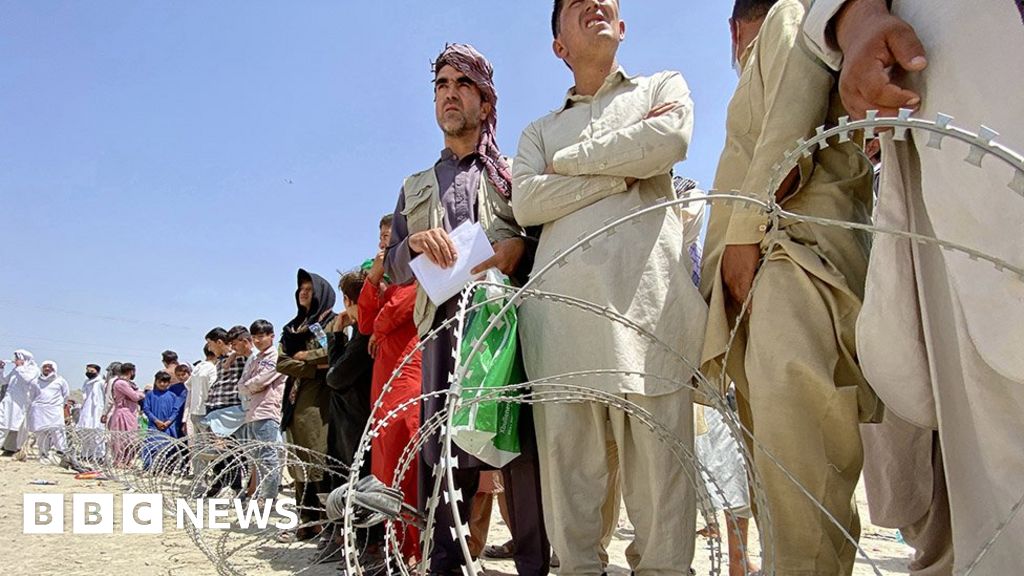 Afghanistan: UK’s Kabul evacuation operating at full pace