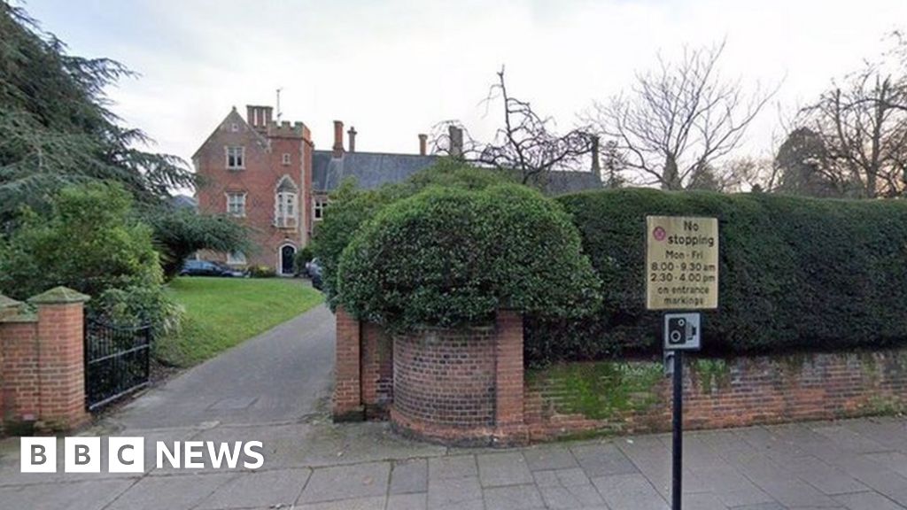 Colchester grammar teacher suspended over Prophet Muhammad mug