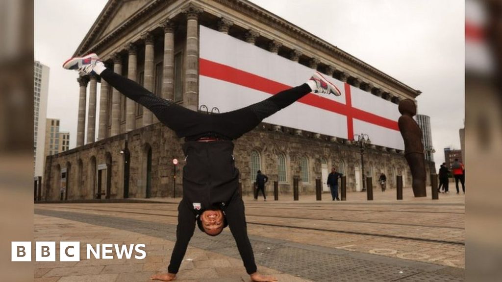 Giant flag celebrates St George’s Day in Birmingham