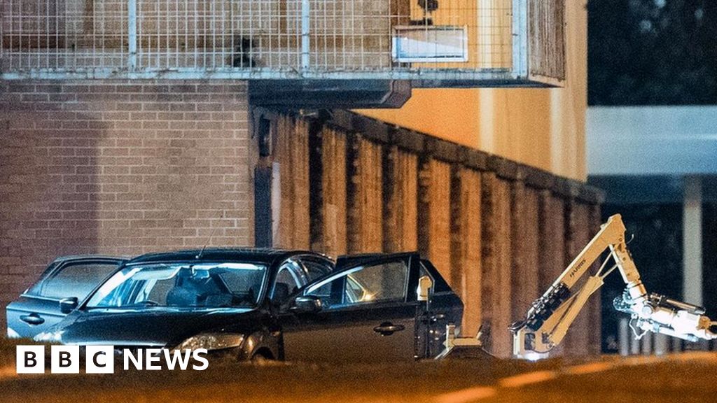 Man forced to drive at gunpoint to police station Man forced to drive at gunpoint to police station