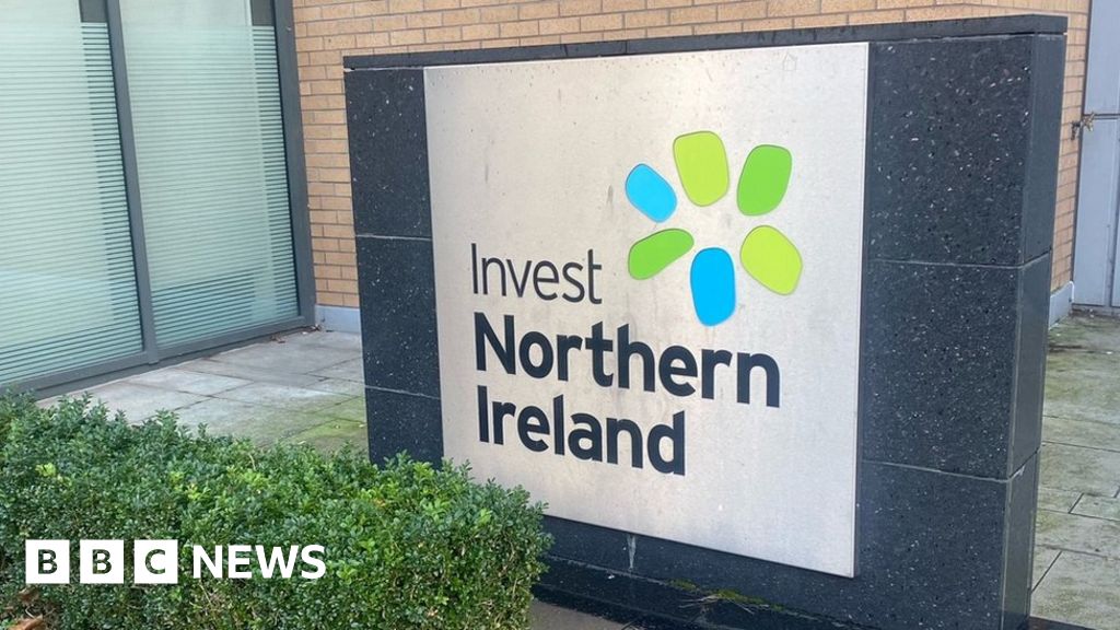 ‘Profound divisions’ damaging organisation, review finds