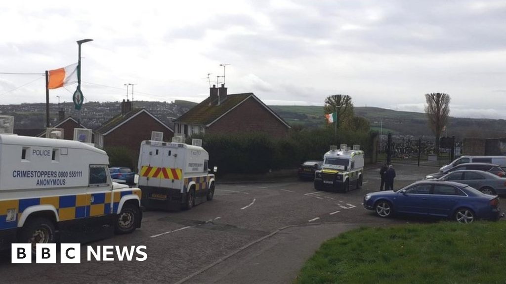 Suspected pipe bombs discovered in Londonderry cemetery Suspected pipe bombs discovered in Londonderry cemetery