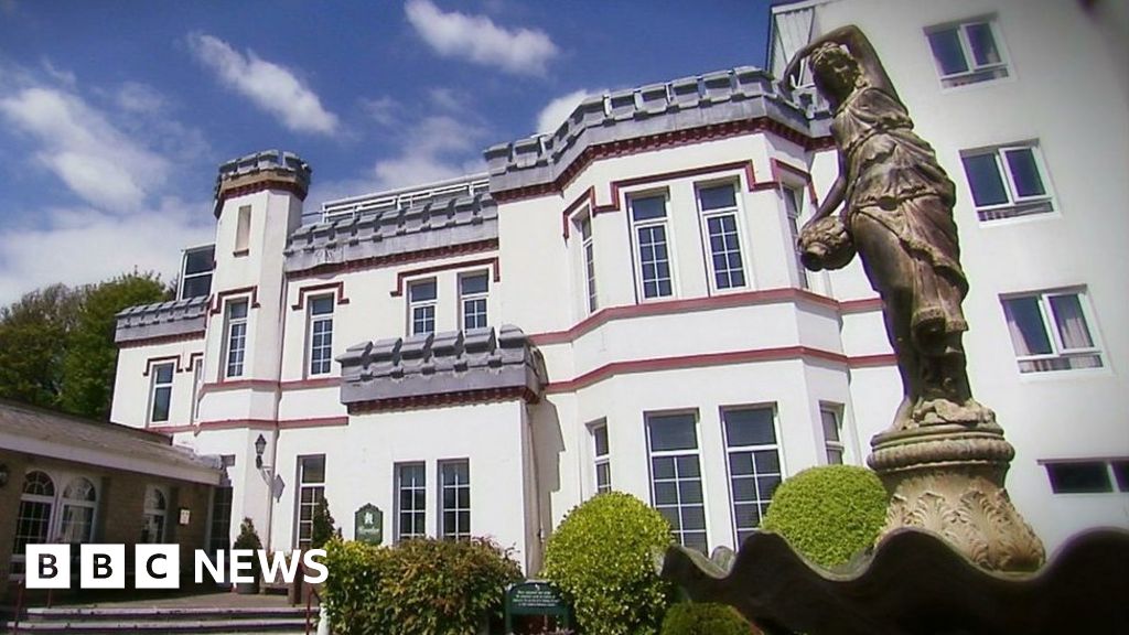 New arrests as Llanelli asylum seeker hotel deemed unsafe New arrests as Llanelli asylum seeker hotel deemed unsafe