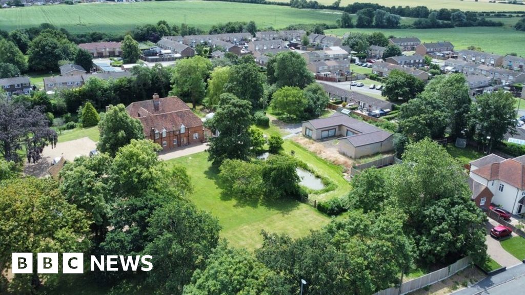 Appeal against demolition of home spa building Appeal against demolition of home spa building