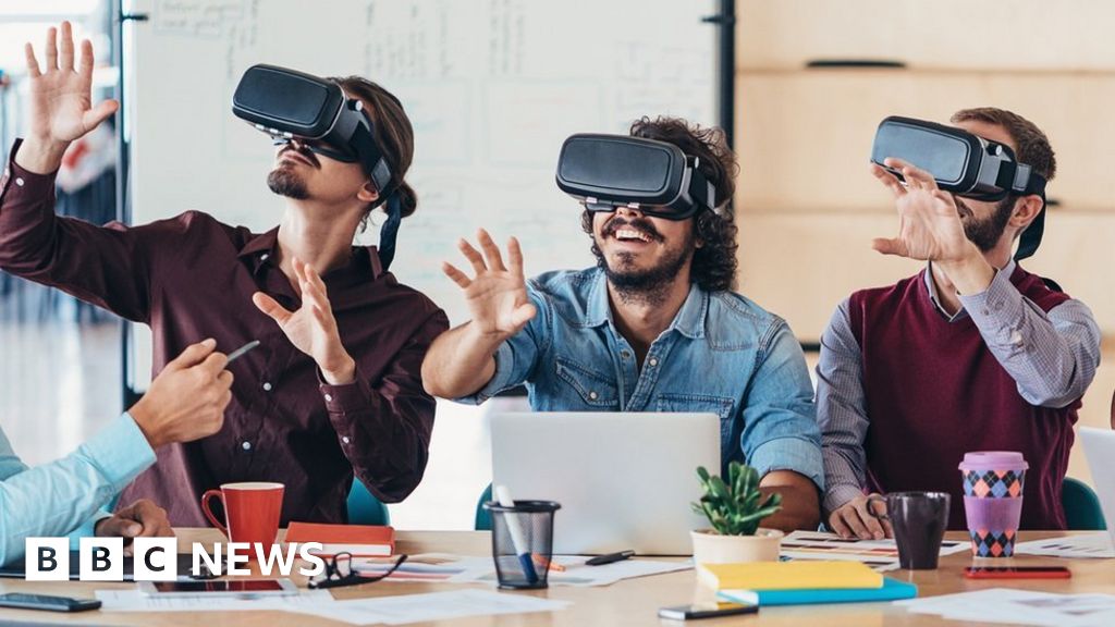 Virtual reality brings new vision to workplace training Virtual reality brings new vision to workplace training