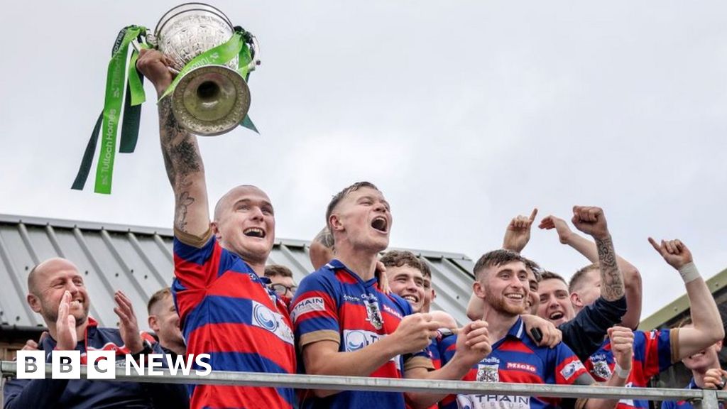 Shinty’s Camanachd Cup trophy to be replaced with replica Shinty’s Camanachd Cup trophy to be replaced with replica