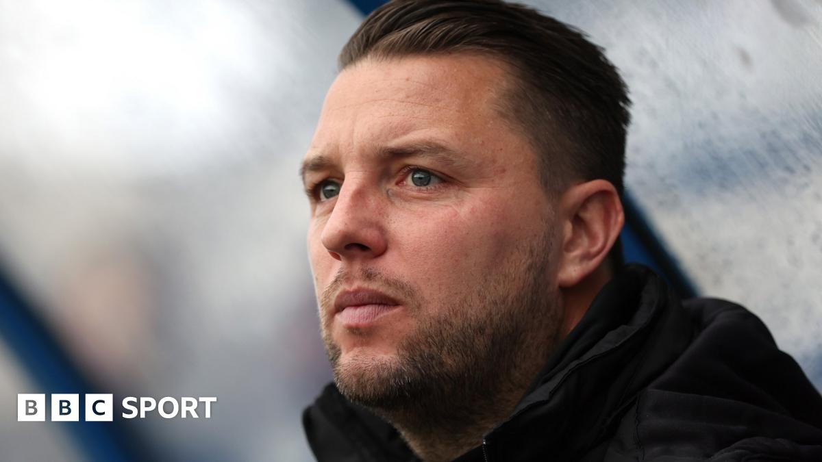 Mark Bonner: Cambridge United sack head coach after almost four years in charge Mark Bonner: Cambridge United sack head coach after almost four years in charge