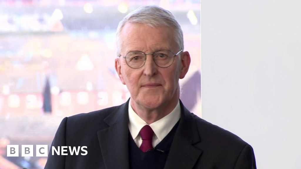 NI Secretary Hilary Benn urges executive to reform public services