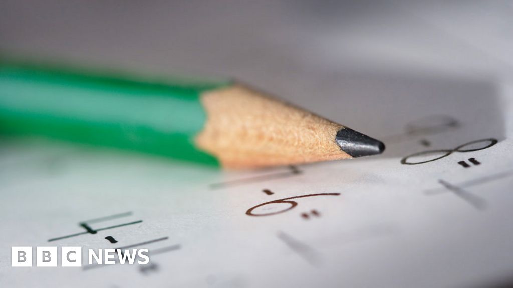 Scrapped scheme helped Welsh schools improve, report says Scrapped scheme helped Welsh schools improve, report says