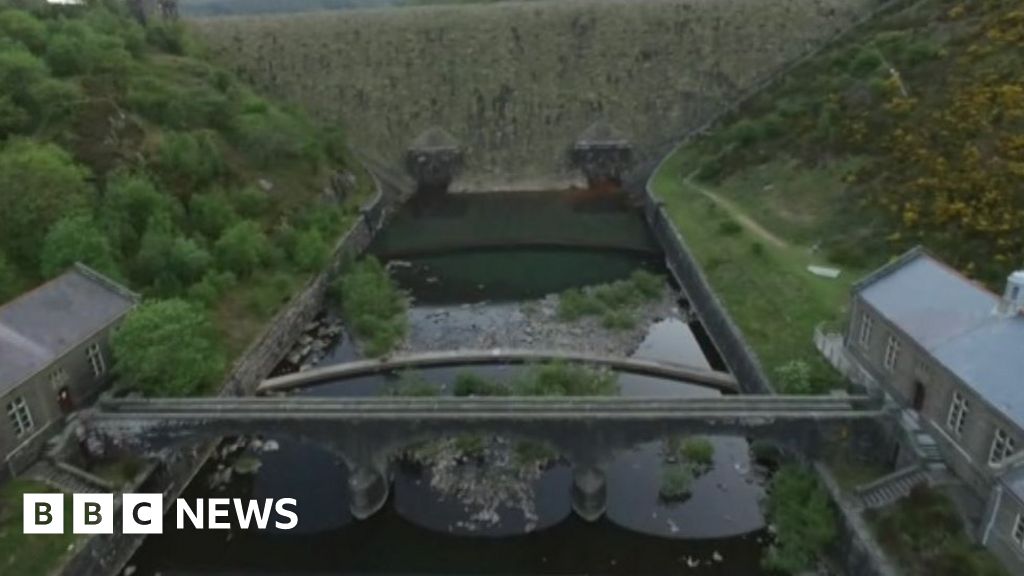 Inside a very exciting and important boring machine Inside a very exciting and important boring machine