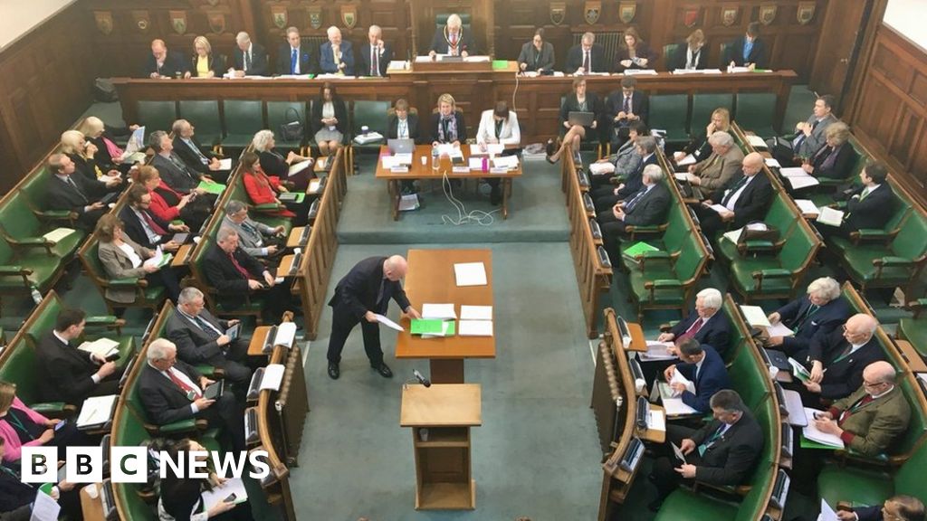 Council tax rise as Surrey councillors set budget Council tax rise as Surrey councillors set budget