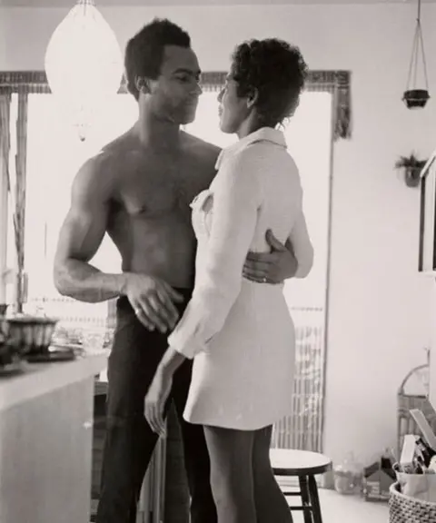 Stephen Shames Photographic Archive Huey Newton and Elaine Brown in Newton’s apartment in Oakland