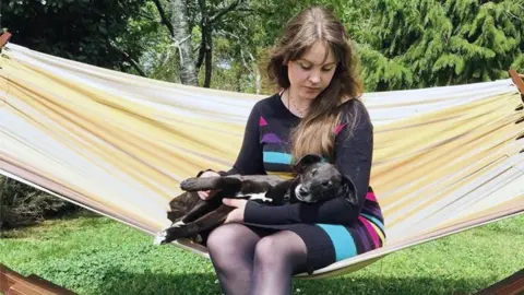 Rebecca Barker Rebecca Barker around the time of her addiction