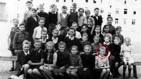 Vaira Vike-Freiberga Vaira and classmates in Lübeck, 1949