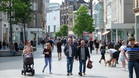 Anthony O'Neil/Geograph Shoppers in Liverpool