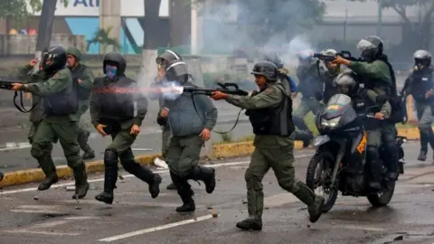 Reuters Riot security forces take up positions while clashing with demonstrators rallying against Venezuela's President Nicolas Mauro's government in Caracas, Venezuela, July 28, 2017.